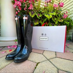 Hunter / Women’s Original Tall Gloss Rain Boots, Black